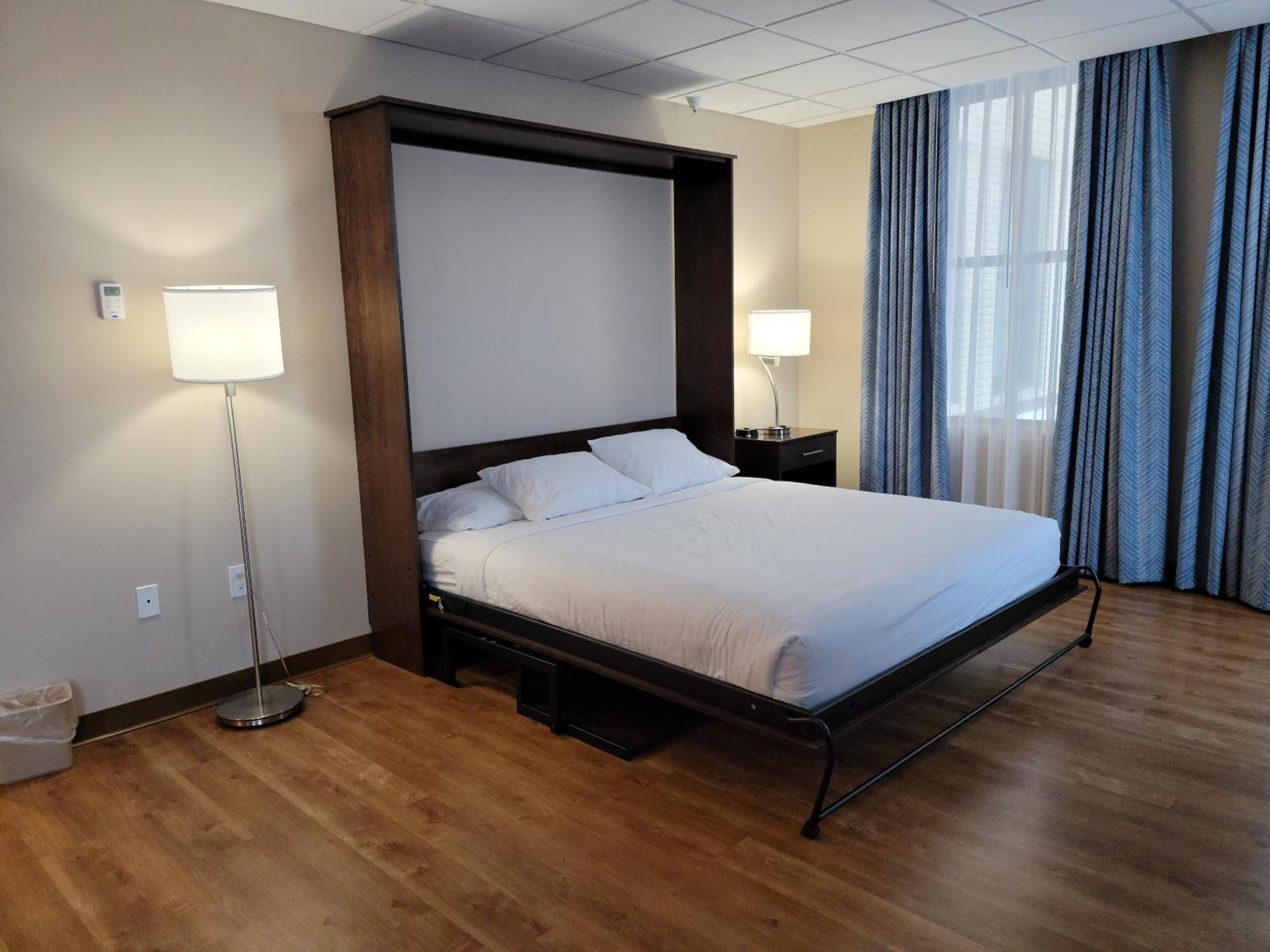 Ariel Broadway Hotel Lorain Exterior foto